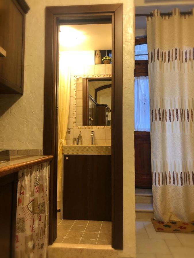 DF room borgo antico Bari Esterno foto