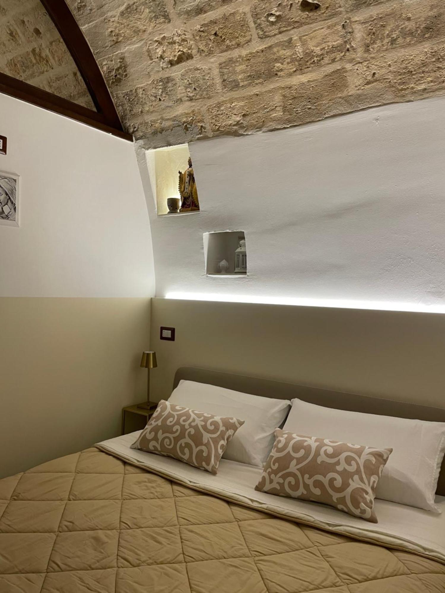 DF room borgo antico Bari Esterno foto